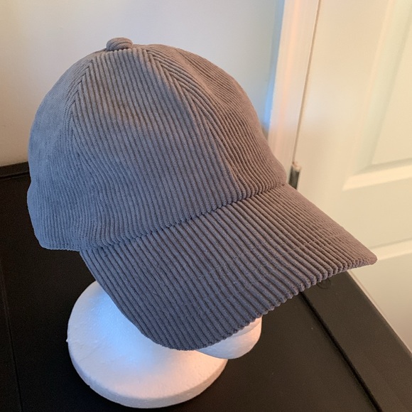 NWOT Sonoma Hat - Picture 5 of 6